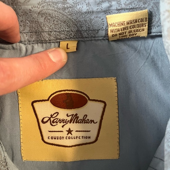 Larry Mahan Blue Casual Button Down Shirt with Floral Pattern - Picture 3 of 5